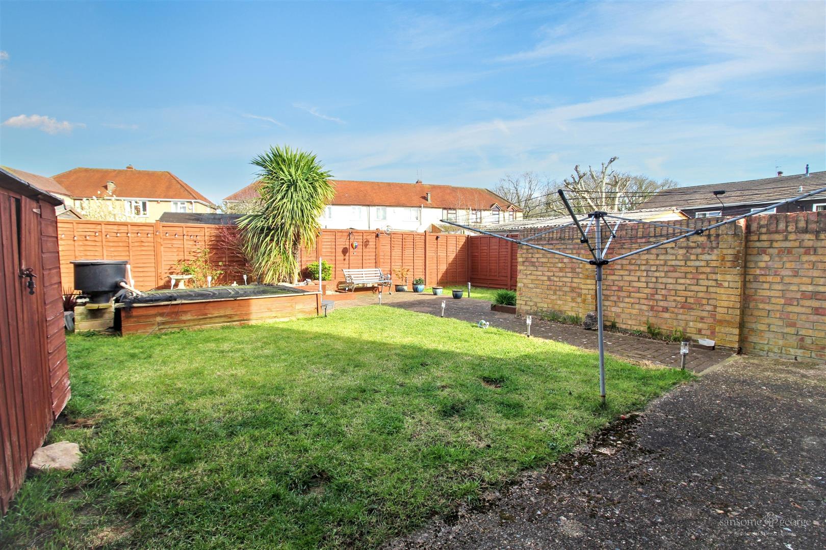 Bran Close, Tilehurst, Reading